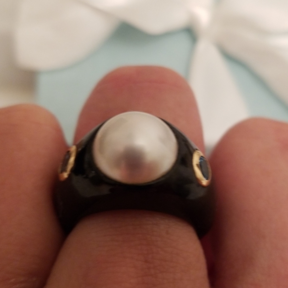Ring - Picture 5 of 8